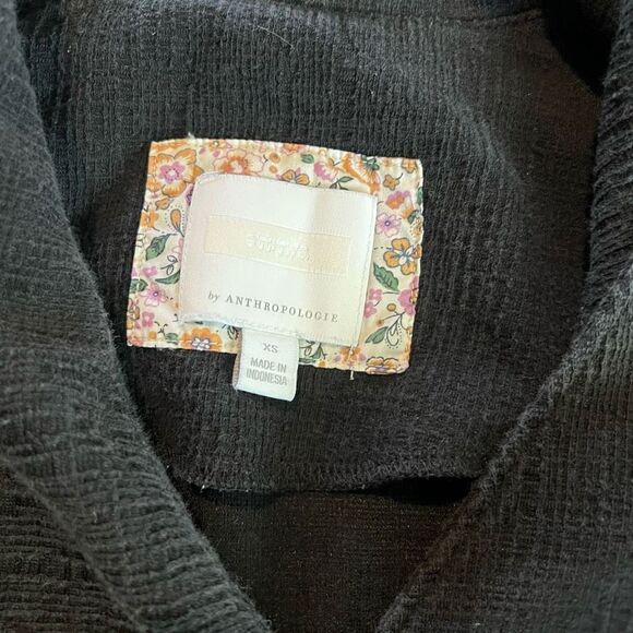 Ettitwe Anthropologie XS Black Vest
90s Work Fitted Collared Button Down - Picture 3 of 5